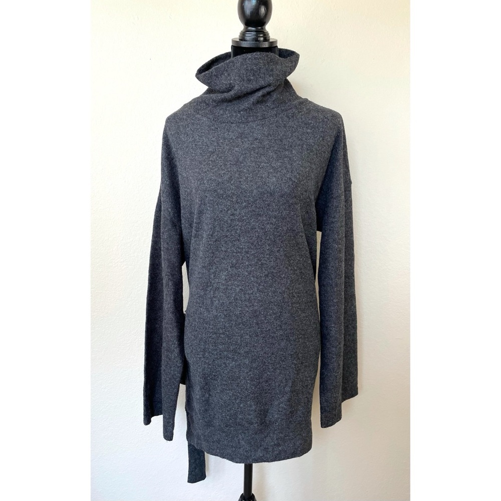 NEW TOV Los Angels Side Tie Sweater Dress